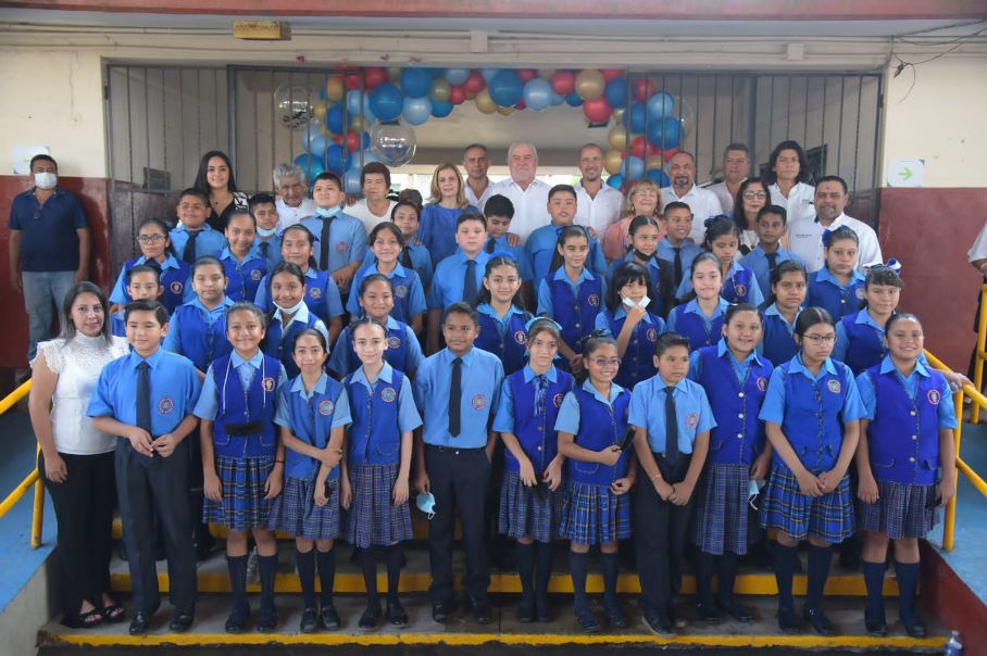 Reporteros en la Red - Tampico - Celebran Medio Siglo de la Escuela Club  Rotario